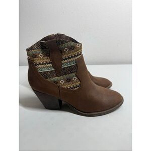Maurices Eva Western Ankle Boot Brown Size 11